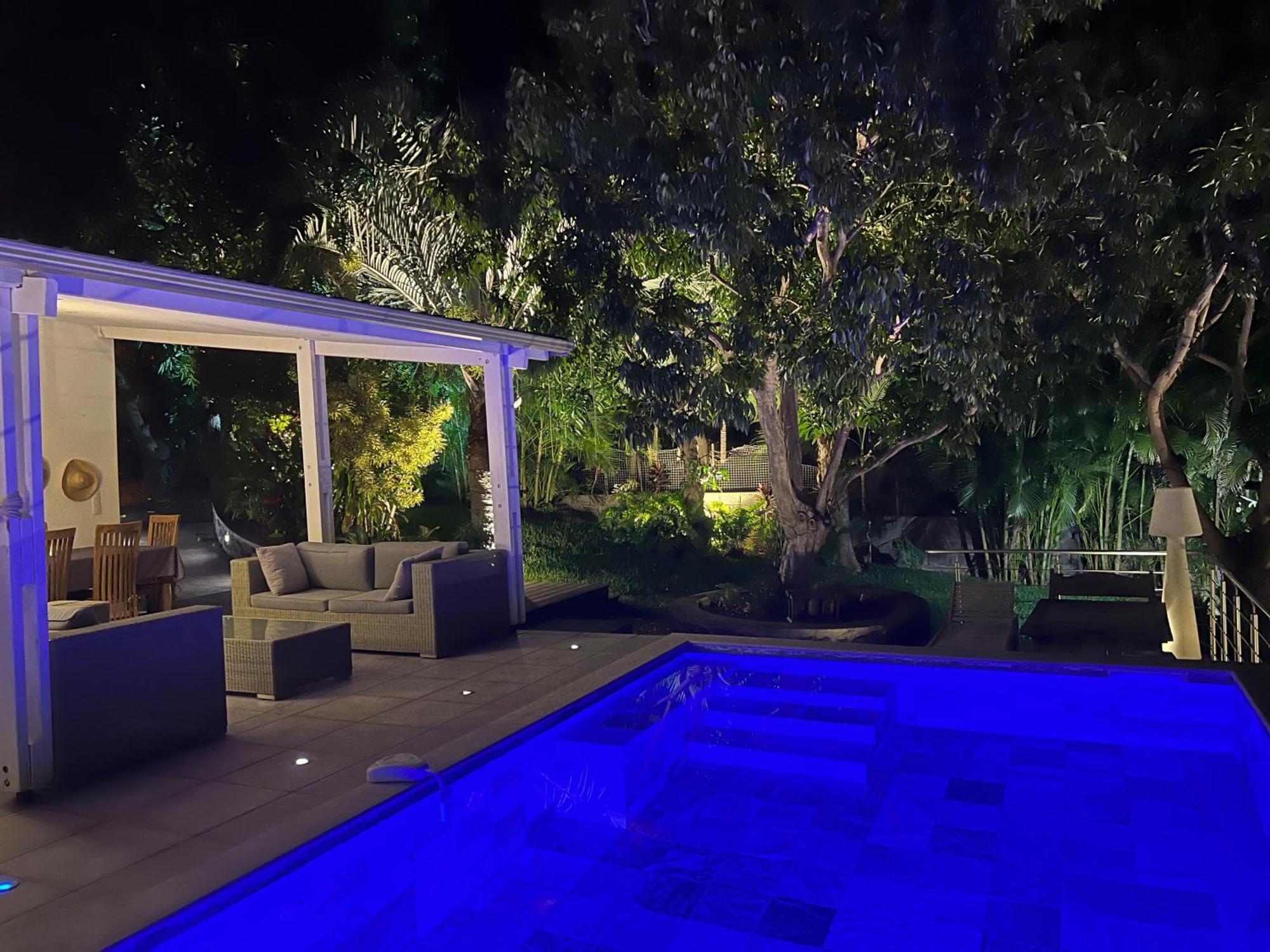 Villa Tropicale - Meuble De Tourisme 4 Etoiles 생질레방 외부 사진