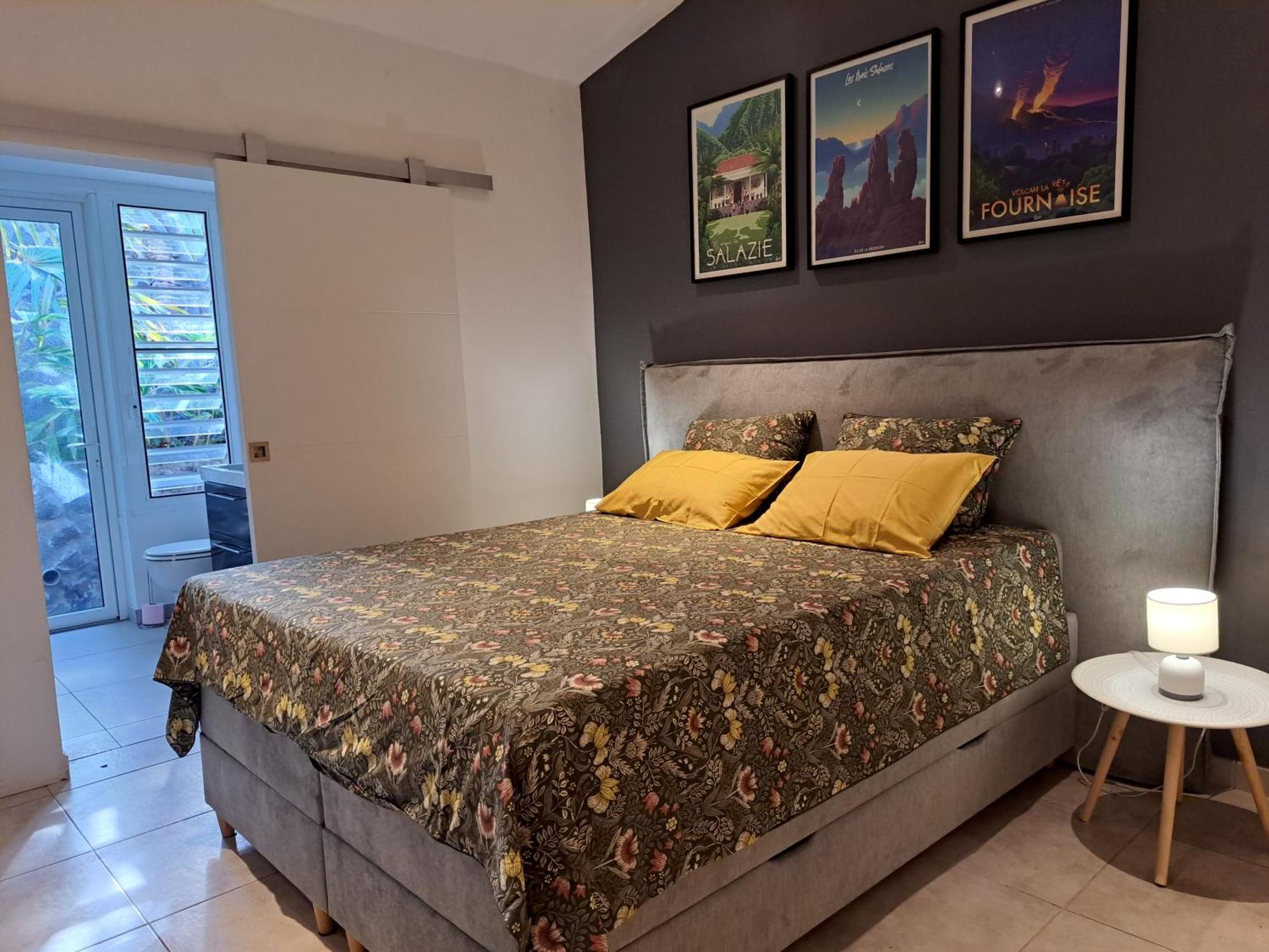 Villa Tropicale - Meuble De Tourisme 4 Etoiles 생질레방 외부 사진